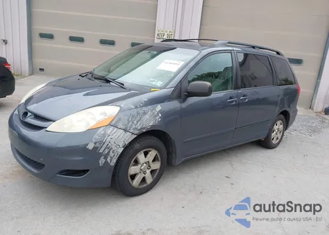 2010 Toyota Sienna Le from USA, damaged, VIN 5TDKK4CC0AS309854